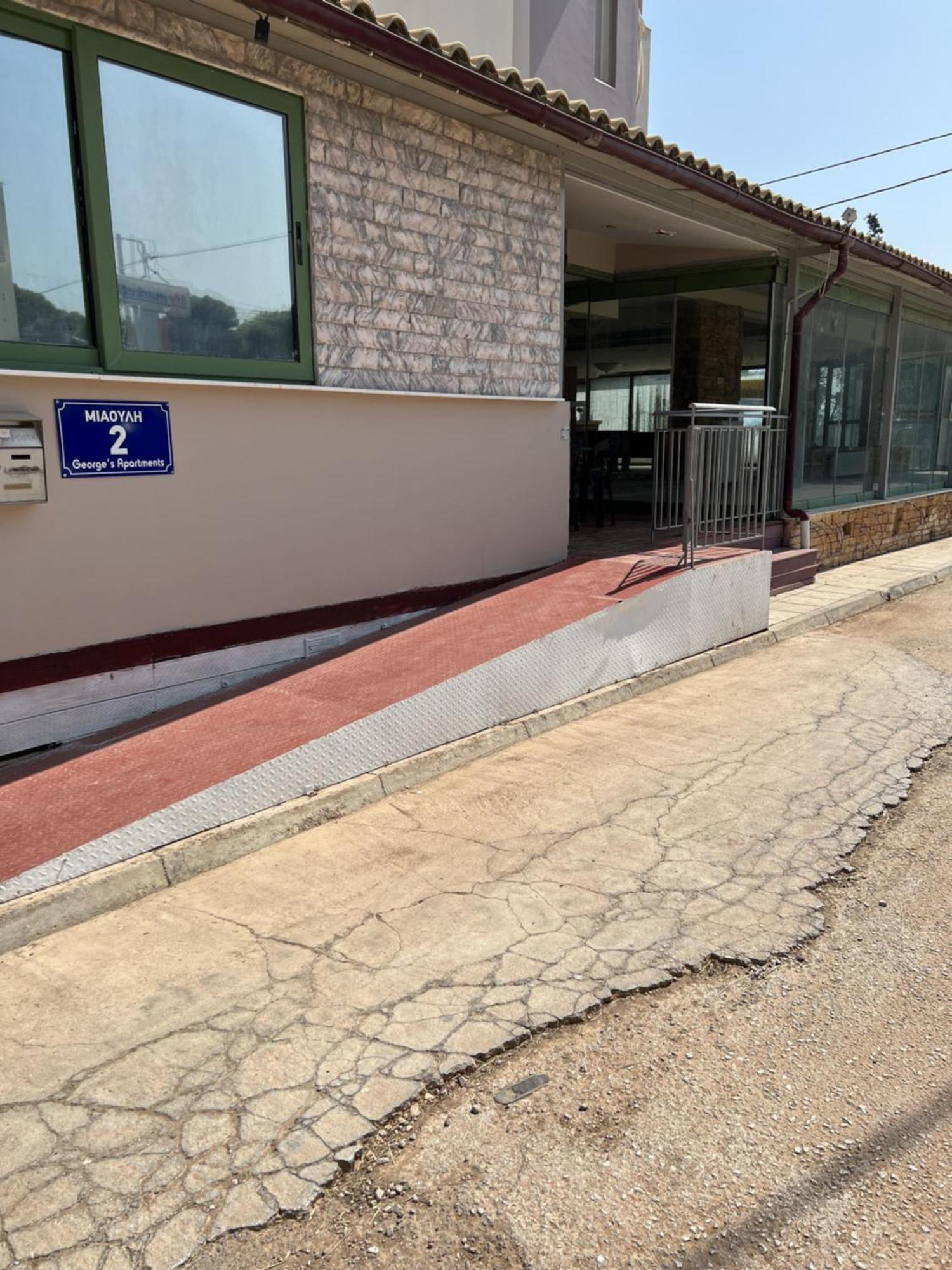 Georgios Apartments Artemida  Zewnętrze zdjęcie